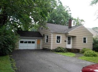 200 Bonesteel St, Rochester, NY 14616