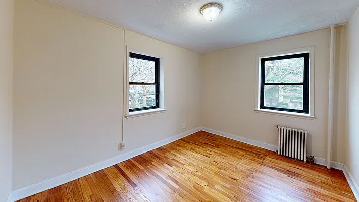 Rented by Revona Properties | media 10