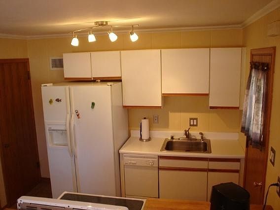 4th image of 4863 N Santa Monica Blvd #4863