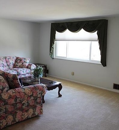 5th image of 605 Debaldo Dr