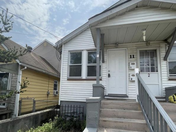 11 Saint Peters Pl #1