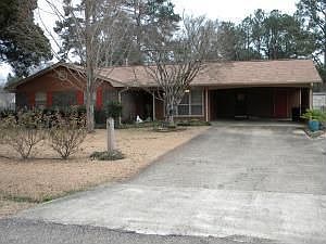 2nd image of 207 Curtis Rd