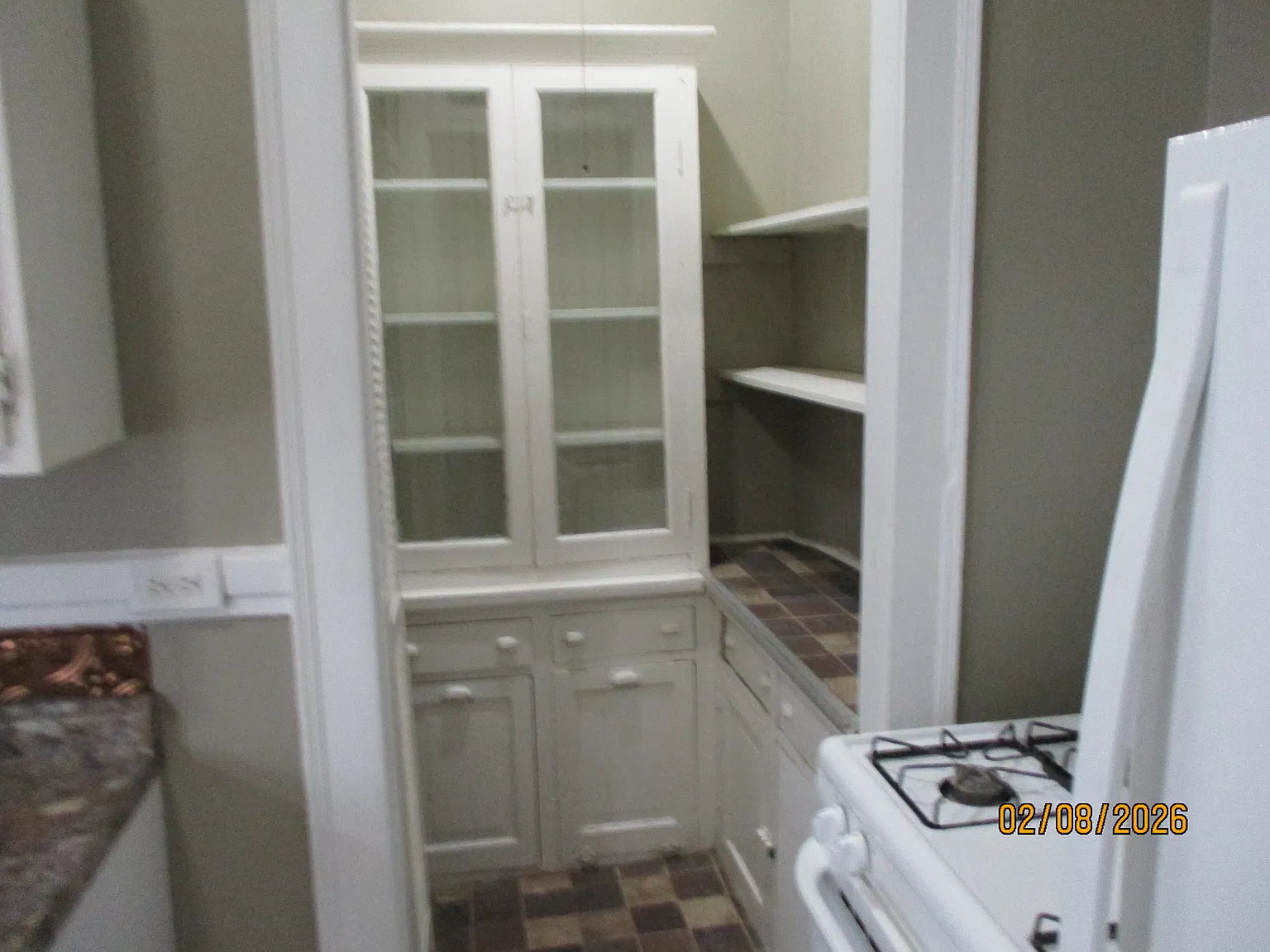 140 Loras — Photo 2