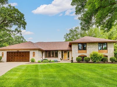 14900 1st Ave S, Burnsville, MN, 55306