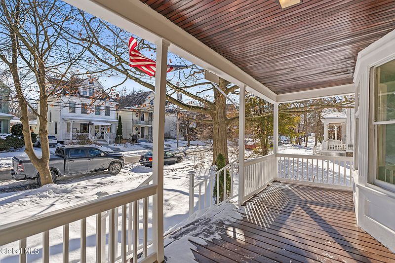 3rd image of 1027 Wendell Avenue