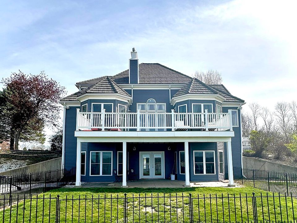 1st image of 9 Riverview Dr