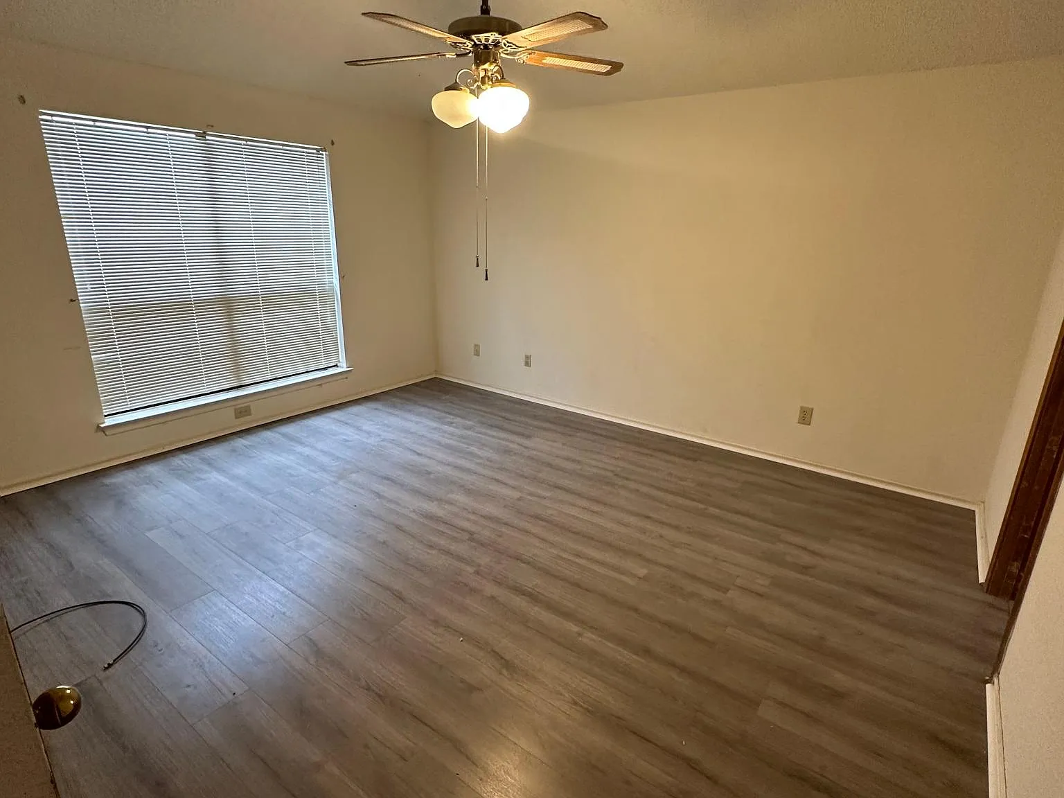 3 bed, 1801 sqft, $1,950 — Photo 3