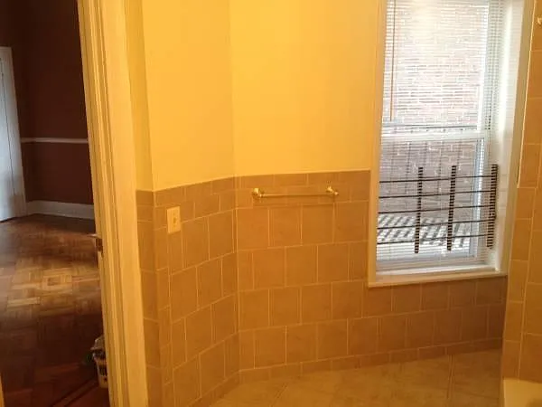 1404 Madison Ave — Photo 12