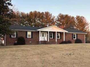 1189 Bill Smith Rd, Cookeville, TN 38501