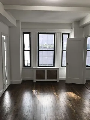 Rented by Solil Management | media 1