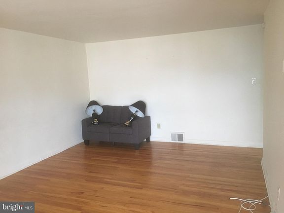5th image of 2606 W Mimi Cir Floor 2