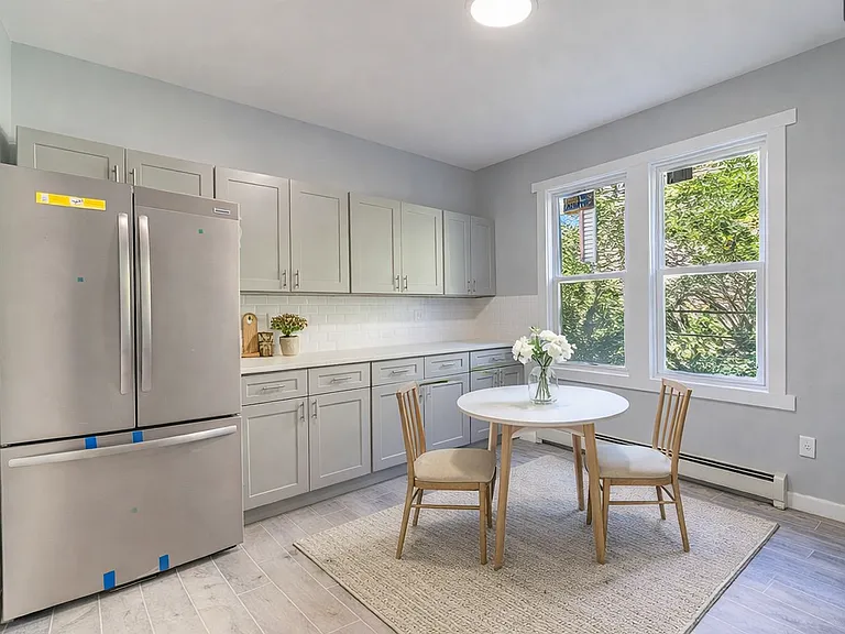 Kitchen virtually staged
