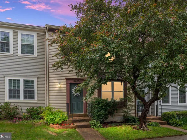 13653 Wildflower Ln, Clifton, VA 20124