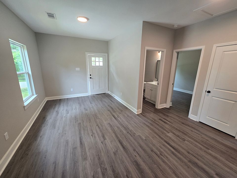 1523 Cedar_06122025