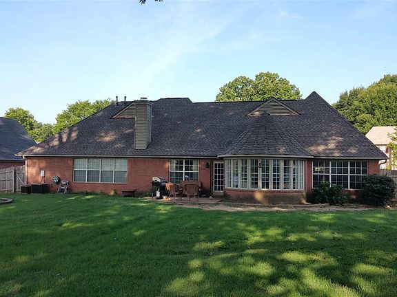 4th image of 304 Bradford Trail Cv