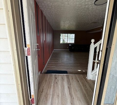 4th image of 5327 Traditions Dr