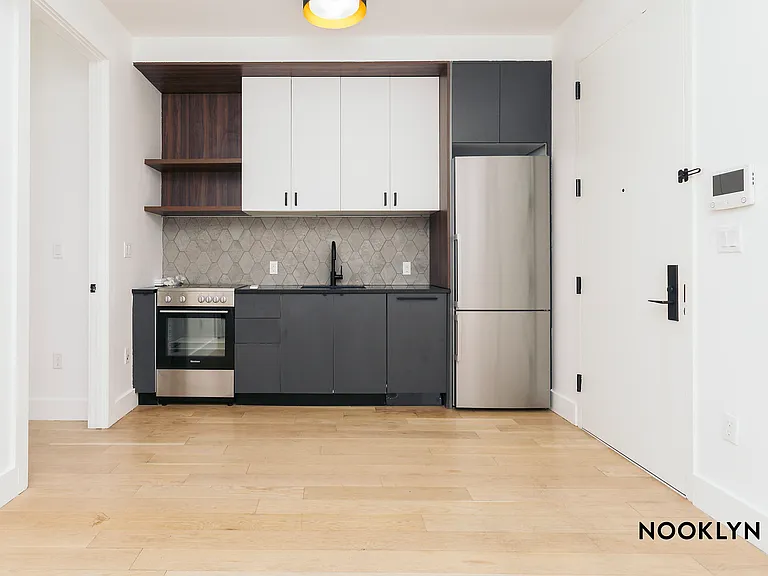 54 Troutman St #2A — Photo 2