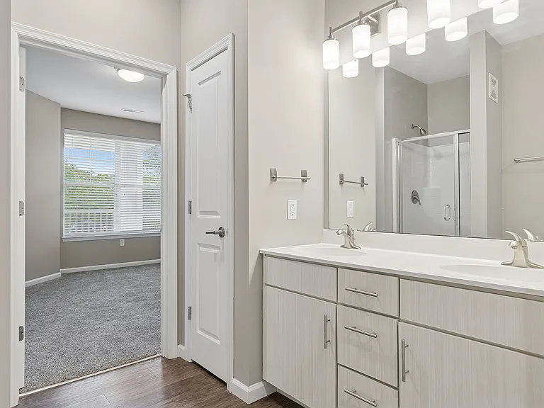 Arrive Brentwood I & II — Photo 33