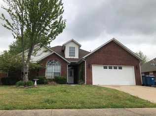 3906 SW Cherry Rd, Bentonville, AR 72713