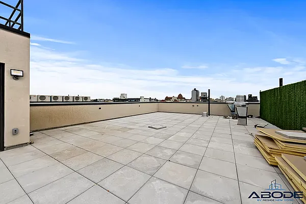 Rented by ABODE NYC LLC | media 21