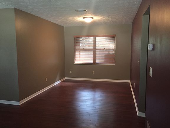 5th image of 1556 Rodan Ct