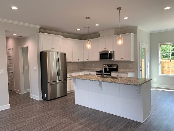 2nd image of 5385 University Gardens Dr