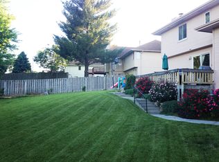 6817 S 73rd Ave, Ralston, NE 68127