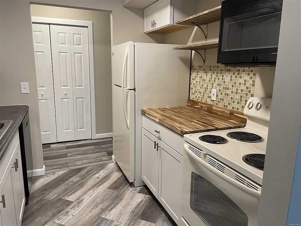 1702 Cherry Hill, Poughkeepsie, NY 12603 Zillow