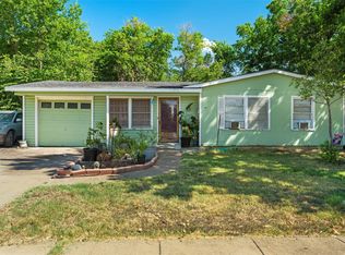 2015 Ridgeway St, Arlington, TX 76010