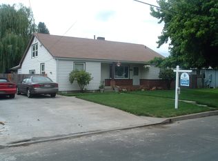 175 S 8th Ave, Cornelius, OR 97113