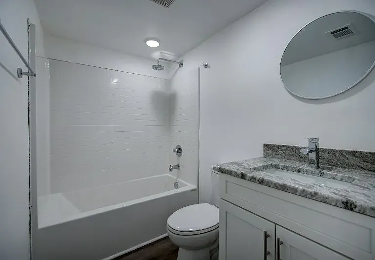 2608 S Laurel St #1 — Photo 4