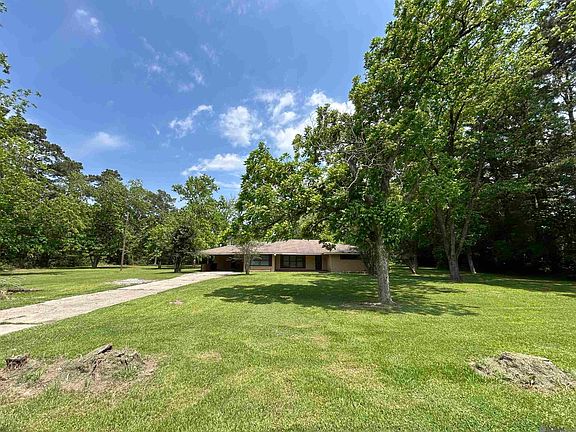 2nd image of 5765 Kleinpeter Rd