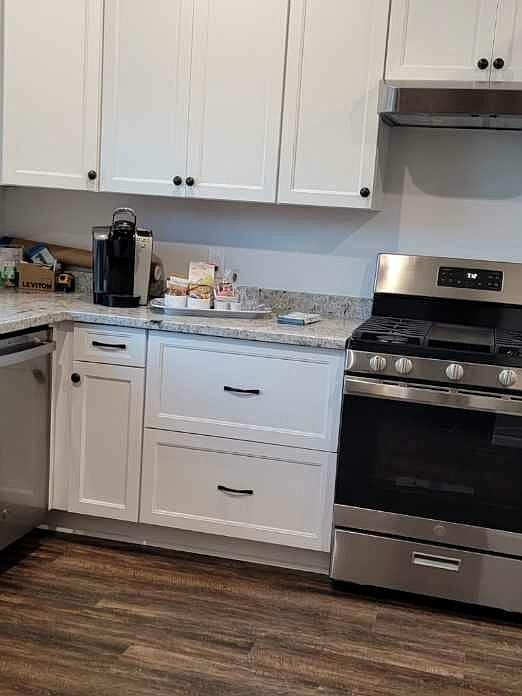 1st image of 4663 Valencia Dr
