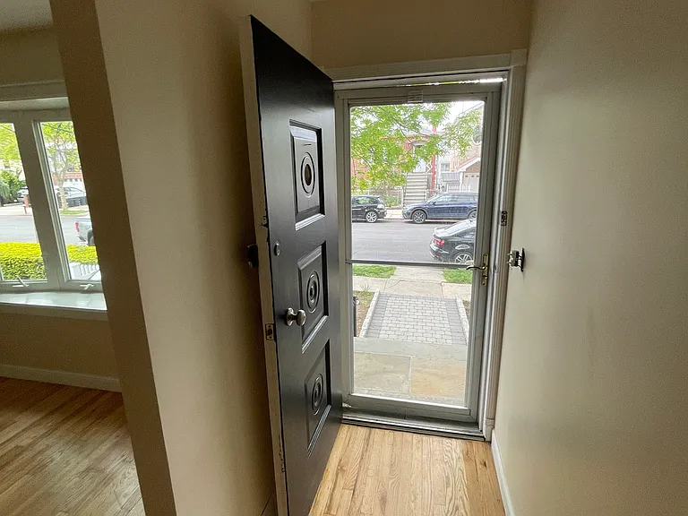 1532 Ohm Ave #1 — Photo 5