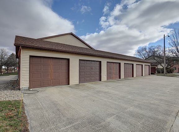5th image of 1301 Clifford Dr APT 5