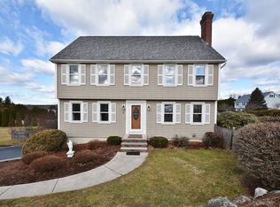 54 Hill St, Methuen, MA 01844
