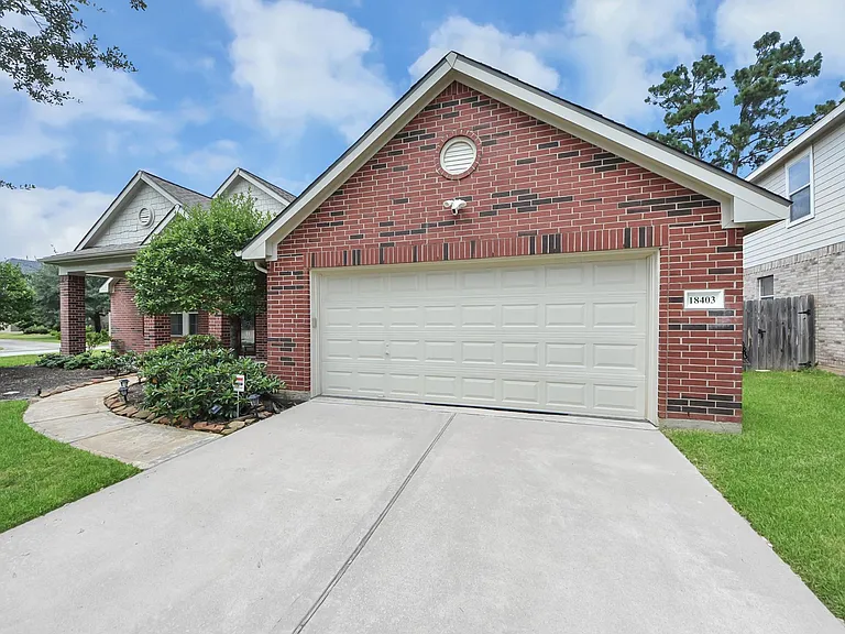 18403 Sierra Falls Ct — Photo 5
