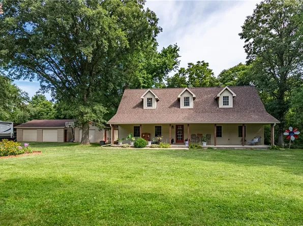 10556 Sheets Rd, Oakley, IL 62501