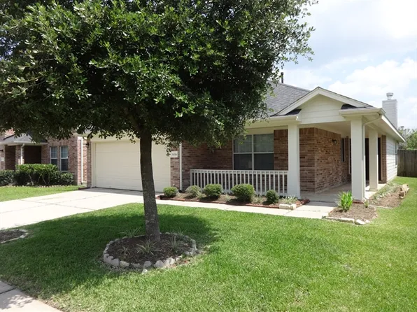 19339 Otter Trail Ct, Katy, TX 77449