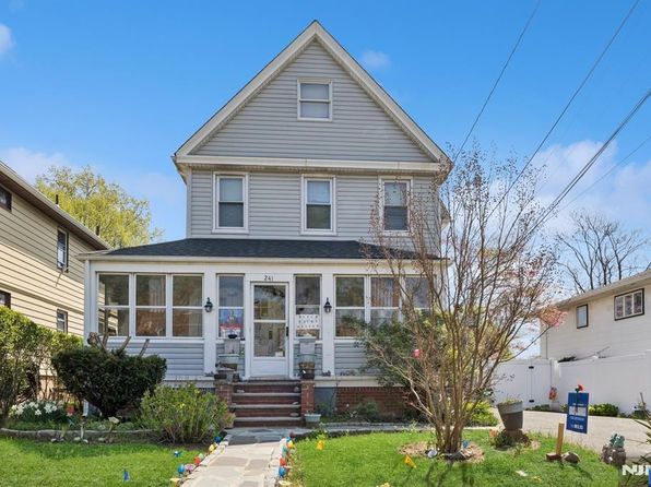 241 Elm Ave FLOOR 2
