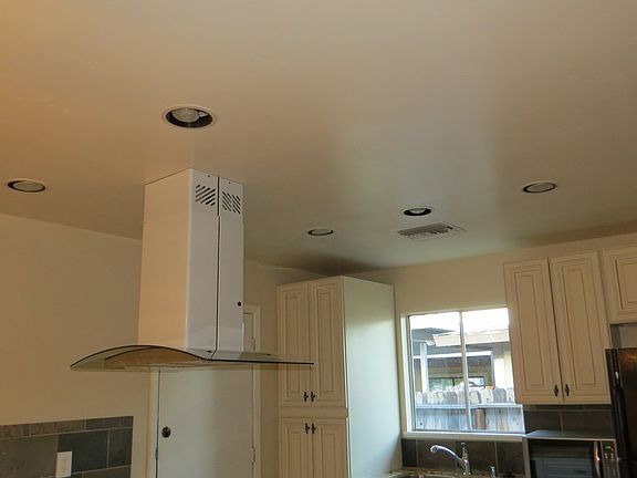 4th image of 6157 Arlington Ave