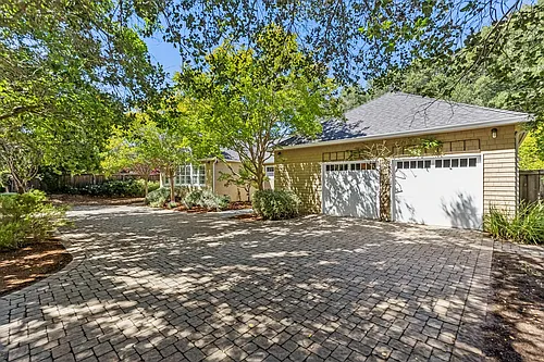 1156 Butterfield Rd Photo 1