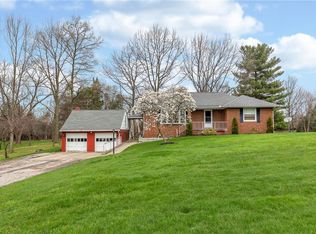 28937 Eddy Rd, Willoughby Hills, OH 44092