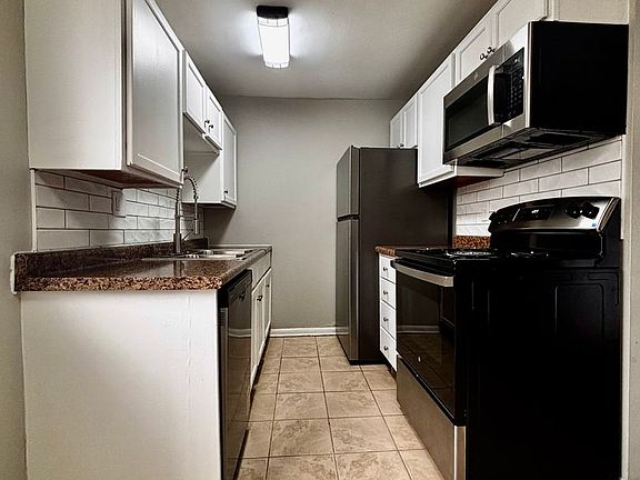 4th image of 519 S Main St #1