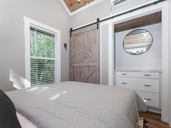 Coldwater Primary Bedroom