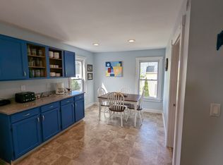 10 Main St #B, York, ME 03909