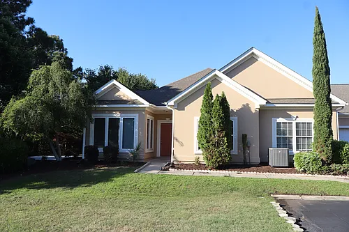 1482 Saint Thomas Cir #1 Photo 1