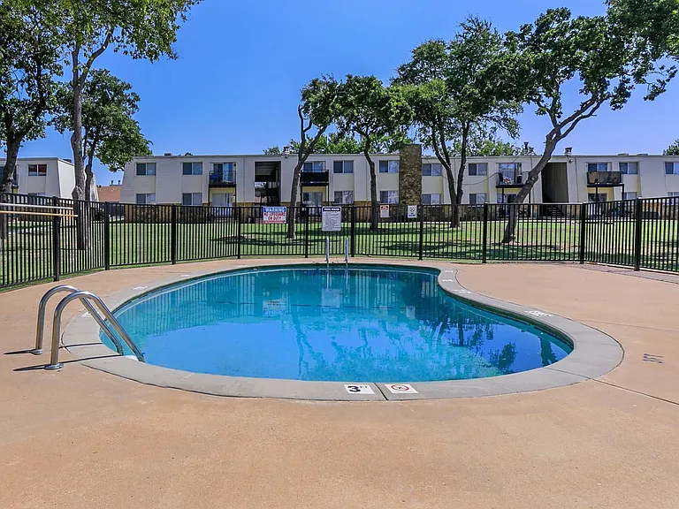 $500 FREE! PET FRIENDLY! APPLY ONLINE! — Photo 11