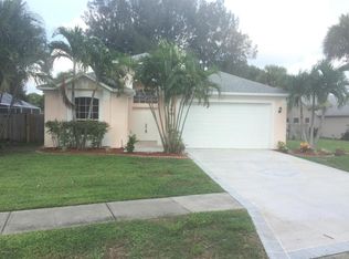320 Island Oaks Pl, Merritt Island, FL 32953