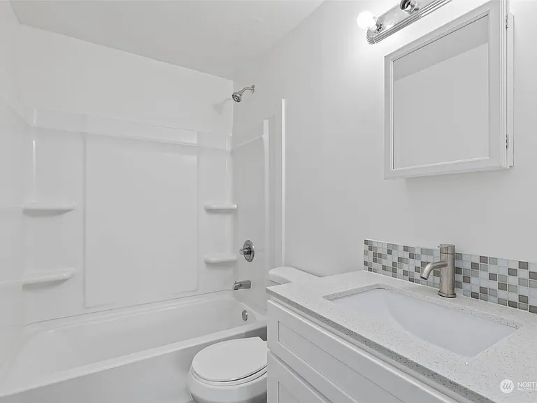 3571 E Portland Ave #A — Photo 6